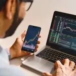 Jak korzystać z gotowych skryptów i strategii społeczności w TradingView
