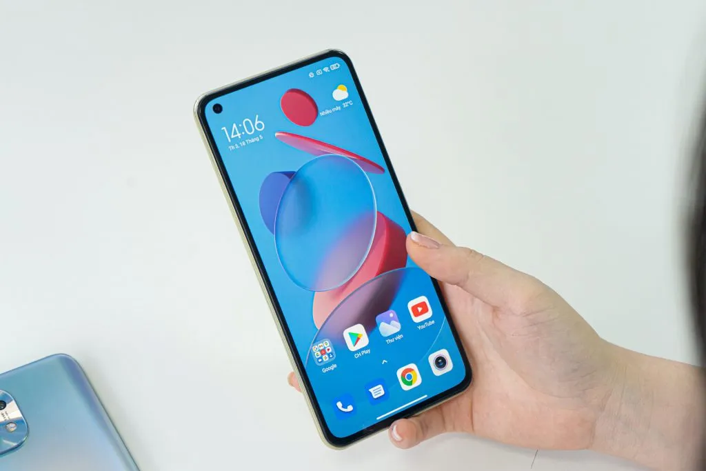Ile wydać na smartfon? Czy naprawdę potrzebuję telefonu za kilka tysięcy złotych?